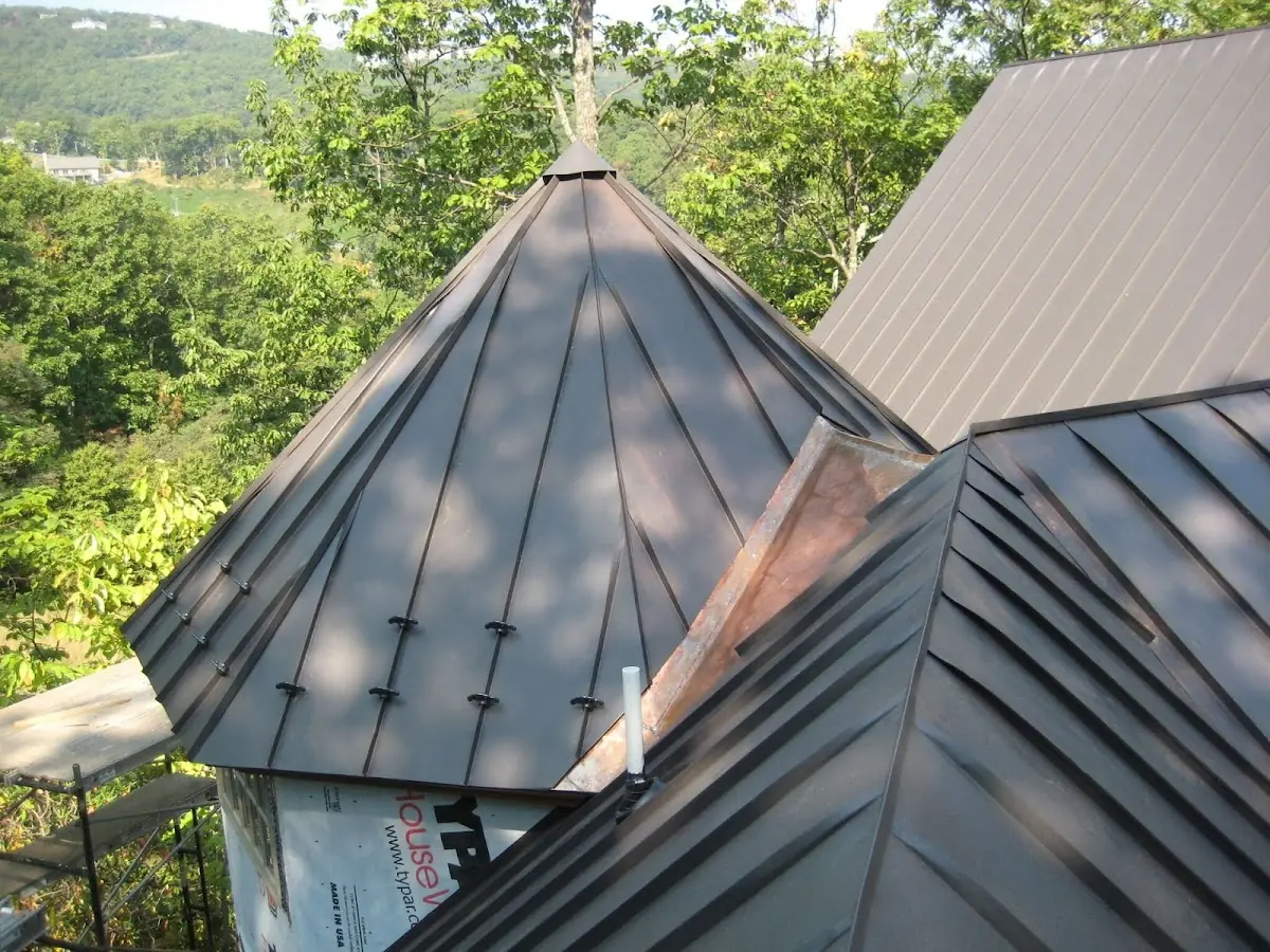 Professional Gutter Cleaning by Craftsman Roofing in Lumberton